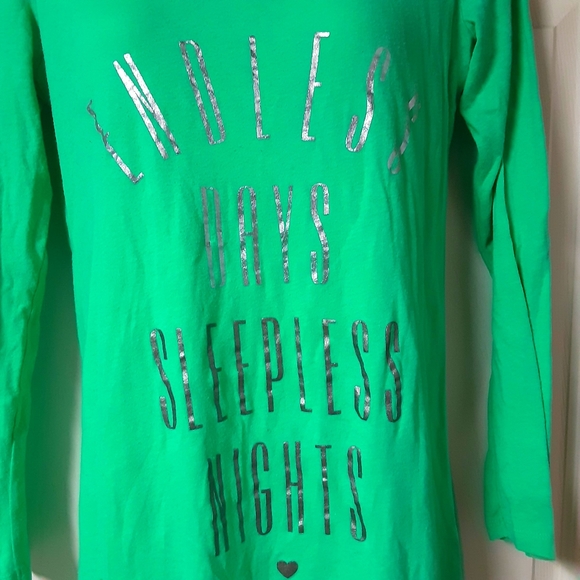 Victoria's Secret Graphic Sleepshirt Size XS NWOT - Picture 11 of 15